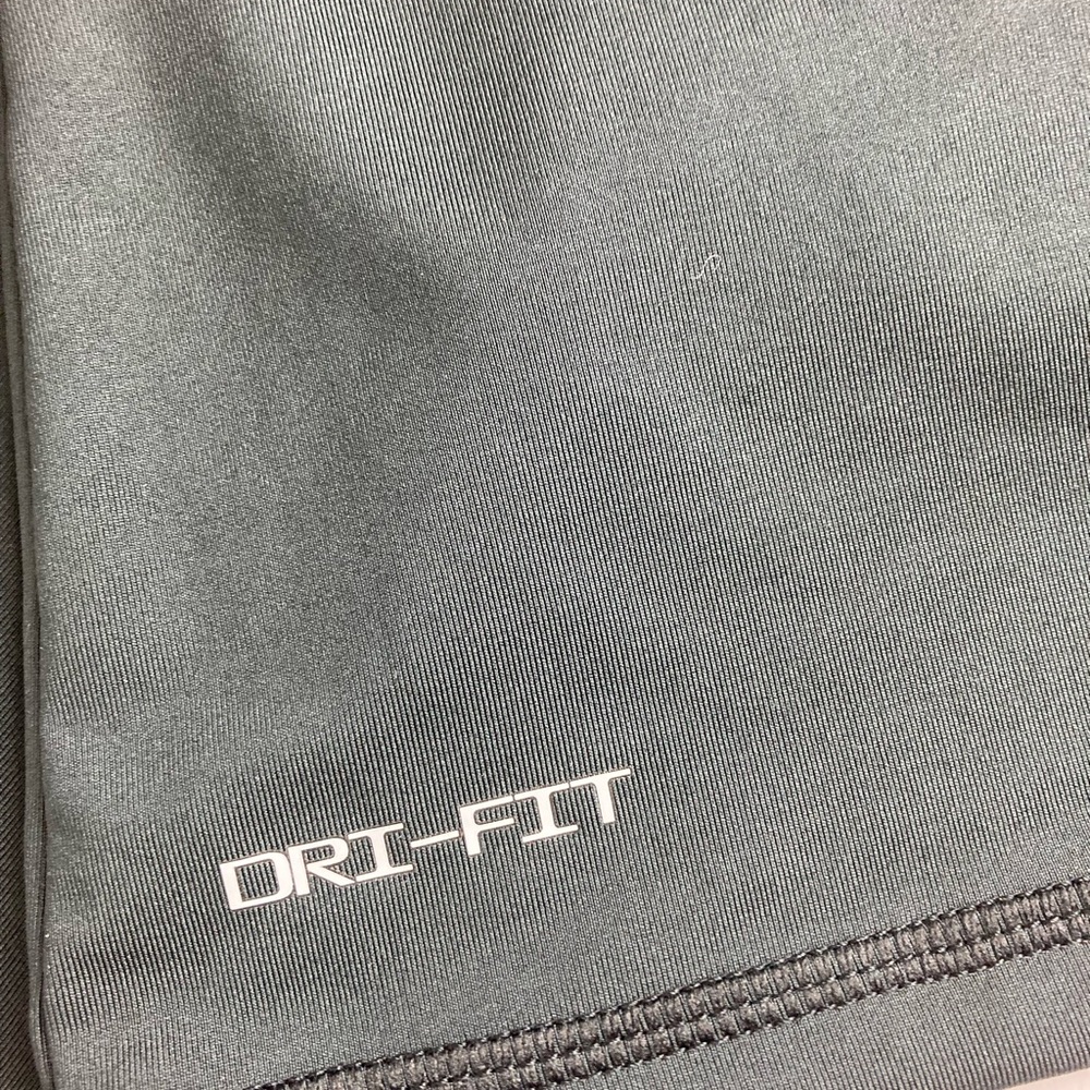 Nike swim dri fit long sleeves - Picture 4 of 8